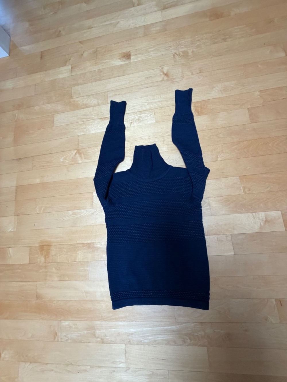 S.N.S. Herning Navy Wool Turtleneck Fisherman's Sweater : Unisex Sz 'S' - Picture 13 of 16